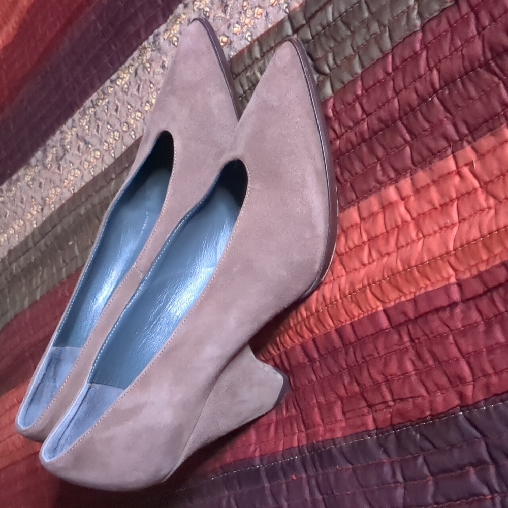 STEPHANIE KÉLIAN* vintage genuine suede leather low heel mocha coloured pumps